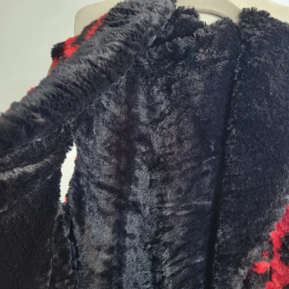 CLEARANCE - Onque Casuals Women's Reversible Vest (Size: X-Large) - Picture 6 of 15